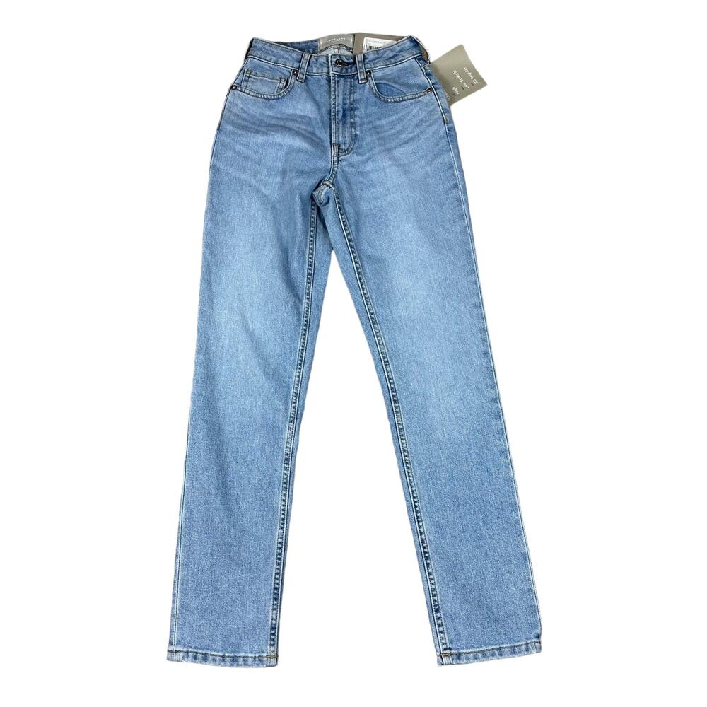 EVERLANE The Curvy Cheeky Straight Jean‎ Sky Blue Light Wash Denim Size 23 NWT